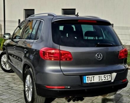 Сірий Фольксваген Тігуан, об'ємом двигуна 2 л та пробігом 180 тис. км за 8000 $, фото 12 на Automoto.ua