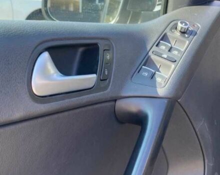 Сірий Фольксваген Тігуан, об'ємом двигуна 2 л та пробігом 166 тис. км за 13900 $, фото 6 на Automoto.ua