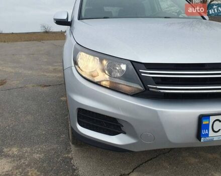 Сірий Фольксваген Тігуан, об'ємом двигуна 1.98 л та пробігом 90 тис. км за 13500 $, фото 6 на Automoto.ua