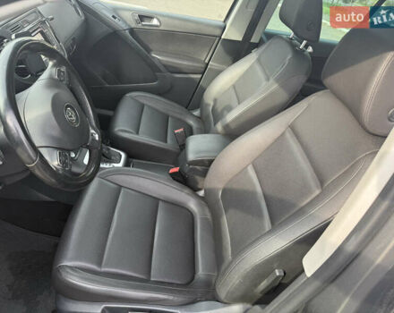 Сірий Фольксваген Тігуан, об'ємом двигуна 1.98 л та пробігом 180 тис. км за 11500 $, фото 22 на Automoto.ua