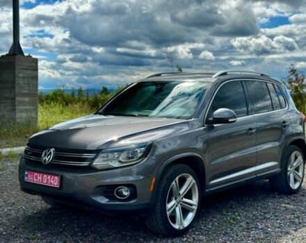 Серый Фольксваген Тигуан, объемом двигателя 2 л и пробегом 245 тыс. км за 12550 $, фото 3 на Automoto.ua