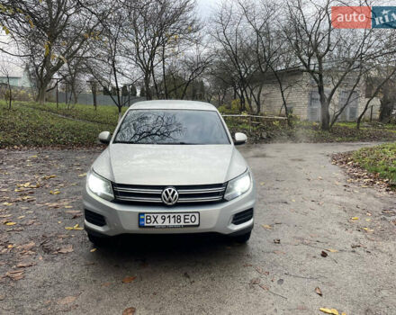 Сірий Фольксваген Тігуан, об'ємом двигуна 1.98 л та пробігом 217 тис. км за 12000 $, фото 5 на Automoto.ua