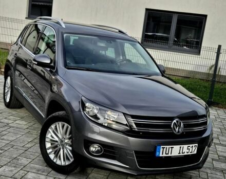 Сірий Фольксваген Тігуан, об'ємом двигуна 2 л та пробігом 180 тис. км за 8000 $, фото 1 на Automoto.ua