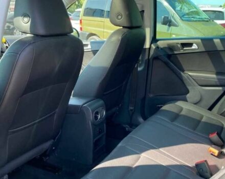 Сірий Фольксваген Тігуан, об'ємом двигуна 2 л та пробігом 166 тис. км за 13900 $, фото 13 на Automoto.ua