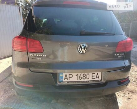 Серый Фольксваген Тигуан, объемом двигателя 1.97 л и пробегом 145 тыс. км за 17500 $, фото 3 на Automoto.ua