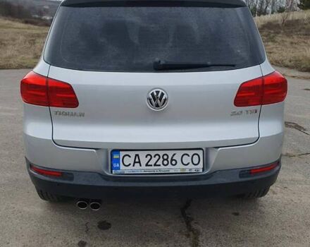 Сірий Фольксваген Тігуан, об'ємом двигуна 1.98 л та пробігом 90 тис. км за 13500 $, фото 5 на Automoto.ua