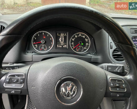 Сірий Фольксваген Тігуан, об'ємом двигуна 1.98 л та пробігом 217 тис. км за 12000 $, фото 6 на Automoto.ua