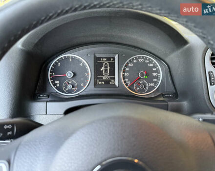 Сірий Фольксваген Тігуан, об'ємом двигуна 2 л та пробігом 74 тис. км за 16500 $, фото 39 на Automoto.ua