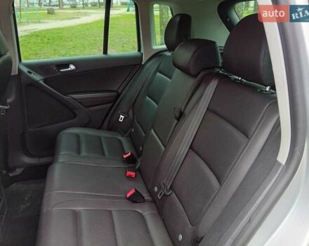 Серый Фольксваген Тигуан, объемом двигателя 1.98 л и пробегом 182 тыс. км за 14500 $, фото 21 на Automoto.ua