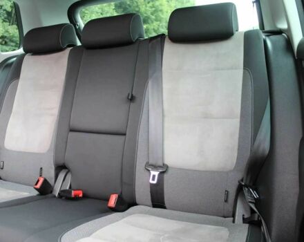 Сірий Фольксваген Тігуан, об'ємом двигуна 2 л та пробігом 83 тис. км за 9100 $, фото 10 на Automoto.ua