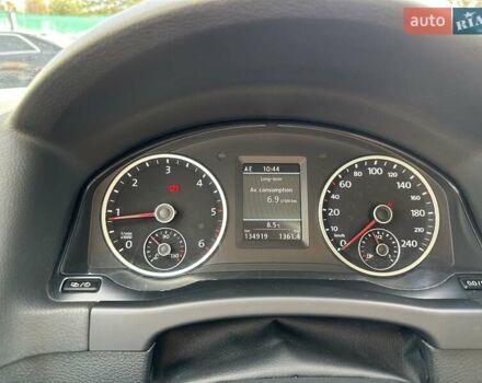 Сірий Фольксваген Тігуан, об'ємом двигуна 1.97 л та пробігом 135 тис. км за 13700 $, фото 37 на Automoto.ua