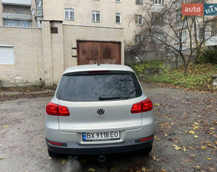 Сірий Фольксваген Тігуан, об'ємом двигуна 1.98 л та пробігом 217 тис. км за 12000 $, фото 3 на Automoto.ua