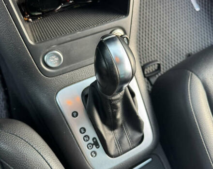 Серый Фольксваген Тигуан, объемом двигателя 1.98 л и пробегом 114 тыс. км за 14800 $, фото 19 на Automoto.ua