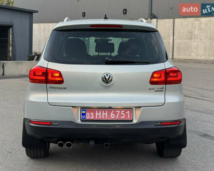 Серый Фольксваген Тигуан, объемом двигателя 1.98 л и пробегом 250 тыс. км за 9900 $, фото 16 на Automoto.ua