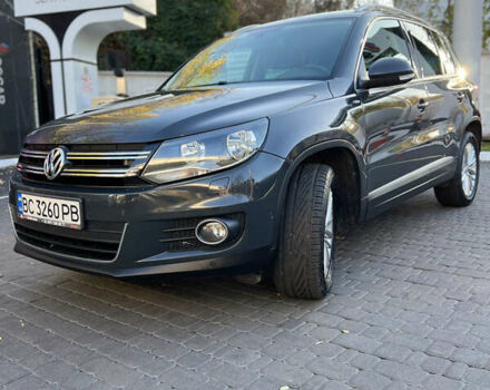 Серый Фольксваген Тигуан, объемом двигателя 2 л и пробегом 299 тыс. км за 13600 $, фото 18 на Automoto.ua