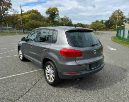 Сірий Фольксваген Тігуан, об'ємом двигуна 2 л та пробігом 84 тис. км за 2800 $, фото 5 на Automoto.ua