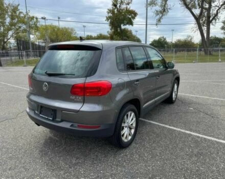 Сірий Фольксваген Тігуан, об'ємом двигуна 2 л та пробігом 84 тис. км за 2800 $, фото 4 на Automoto.ua