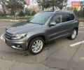 Сірий Фольксваген Тігуан, об'ємом двигуна 1.98 л та пробігом 180 тис. км за 11500 $, фото 1 на Automoto.ua