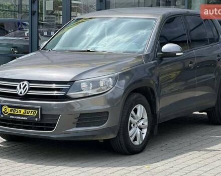 Серый Фольксваген Тигуан, объемом двигателя 1.98 л и пробегом 255 тыс. км за 13000 $, фото 2 на Automoto.ua