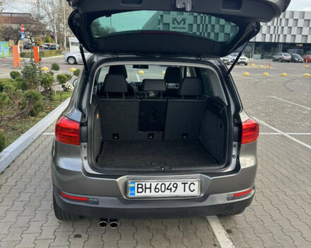 Серый Фольксваген Тигуан, объемом двигателя 1.98 л и пробегом 114 тыс. км за 14800 $, фото 12 на Automoto.ua