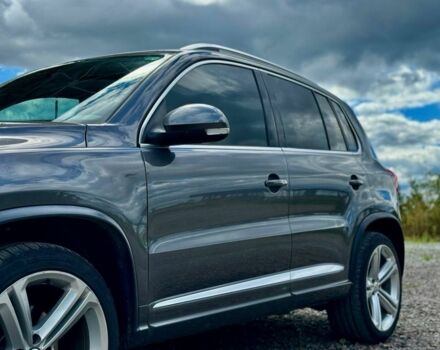 Серый Фольксваген Тигуан, объемом двигателя 2 л и пробегом 245 тыс. км за 12550 $, фото 6 на Automoto.ua