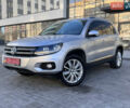 Серый Фольксваген Тигуан, объемом двигателя 2 л и пробегом 175 тыс. км за 12999 $, фото 1 на Automoto.ua
