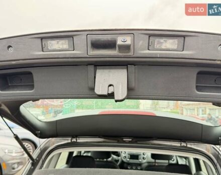 Серый Фольксваген Тигуан, объемом двигателя 2 л и пробегом 196 тыс. км за 8900 $, фото 4 на Automoto.ua