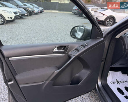 Сірий Фольксваген Тігуан, об'ємом двигуна 1.97 л та пробігом 145 тис. км за 12999 $, фото 10 на Automoto.ua