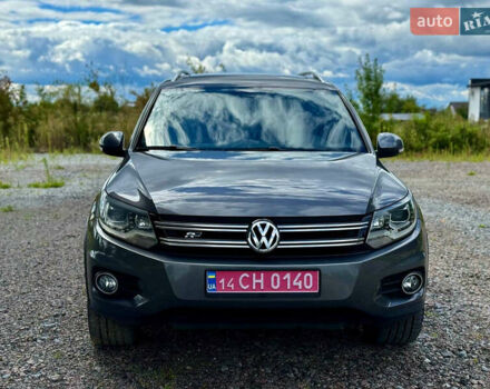 Сірий Фольксваген Тігуан, об'ємом двигуна 1.98 л та пробігом 248 тис. км за 12000 $, фото 2 на Automoto.ua