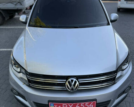 Сірий Фольксваген Тігуан, об'ємом двигуна 2 л та пробігом 74 тис. км за 16500 $, фото 21 на Automoto.ua