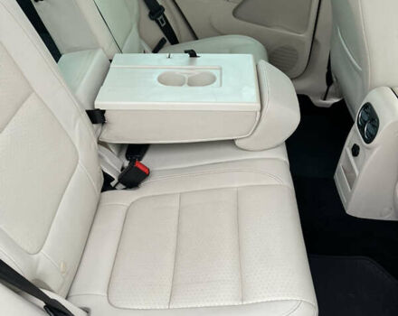 Серый Фольксваген Тигуан, объемом двигателя 2 л и пробегом 165 тыс. км за 10999 $, фото 10 на Automoto.ua