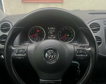 Сірий Фольксваген Тігуан, об'ємом двигуна 1.98 л та пробігом 214 тис. км за 11700 $, фото 9 на Automoto.ua