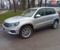 Серый Фольксваген Тигуан, объемом двигателя 1.98 л и пробегом 182 тыс. км за 14500 $, фото 1 на Automoto.ua