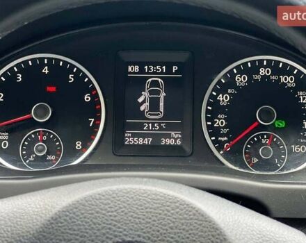 Серый Фольксваген Тигуан, объемом двигателя 1.98 л и пробегом 255 тыс. км за 13000 $, фото 7 на Automoto.ua