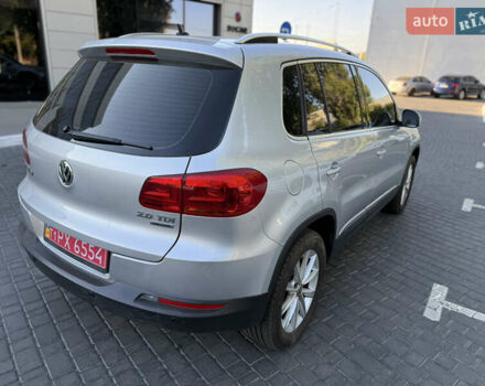 Сірий Фольксваген Тігуан, об'ємом двигуна 2 л та пробігом 74 тис. км за 16500 $, фото 17 на Automoto.ua