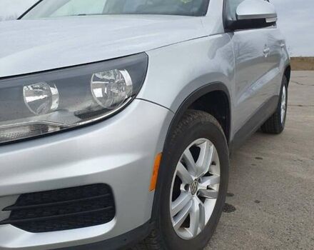 Сірий Фольксваген Тігуан, об'ємом двигуна 1.98 л та пробігом 90 тис. км за 13500 $, фото 3 на Automoto.ua