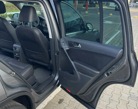 Серый Фольксваген Тигуан, объемом двигателя 1.98 л и пробегом 114 тыс. км за 14800 $, фото 38 на Automoto.ua