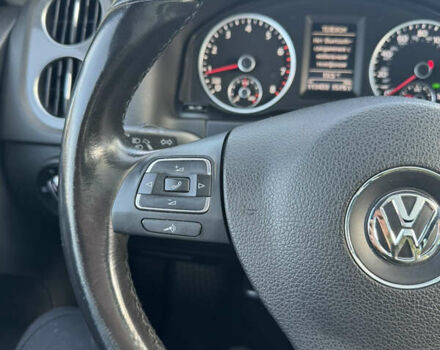 Серый Фольксваген Тигуан, объемом двигателя 1.98 л и пробегом 114 тыс. км за 14800 $, фото 16 на Automoto.ua