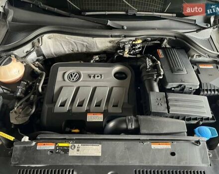 Серый Фольксваген Тигуан, объемом двигателя 2 л и пробегом 214 тыс. км за 15200 $, фото 9 на Automoto.ua