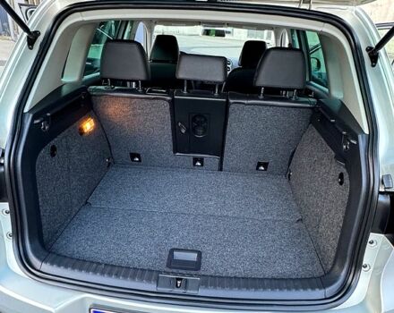 Серый Фольксваген Тигуан, объемом двигателя 2 л и пробегом 250 тыс. км за 10500 $, фото 12 на Automoto.ua