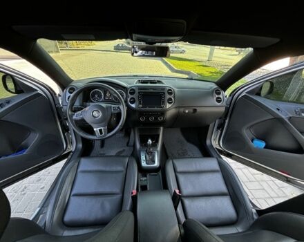 Серый Фольксваген Тигуан, объемом двигателя 2 л и пробегом 170 тыс. км за 11600 $, фото 5 на Automoto.ua