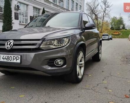 Серый Фольксваген Тигуан, объемом двигателя 1.98 л и пробегом 106 тыс. км за 15800 $, фото 2 на Automoto.ua