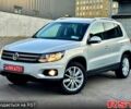 Серый Фольксваген Тигуан, объемом двигателя 2 л и пробегом 250 тыс. км за 10500 $, фото 1 на Automoto.ua