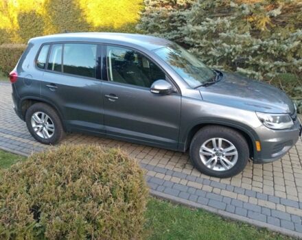 Серый Фольксваген Тигуан, объемом двигателя 2 л и пробегом 160 тыс. км за 8899 $, фото 2 на Automoto.ua