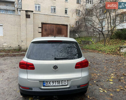 Сірий Фольксваген Тігуан, об'ємом двигуна 1.98 л та пробігом 217 тис. км за 12000 $, фото 13 на Automoto.ua