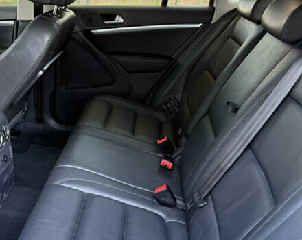 Сірий Фольксваген Тігуан, об'ємом двигуна 2 л та пробігом 74 тис. км за 16500 $, фото 33 на Automoto.ua