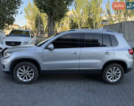 Сірий Фольксваген Тігуан, об'ємом двигуна 2 л та пробігом 74 тис. км за 16500 $, фото 9 на Automoto.ua