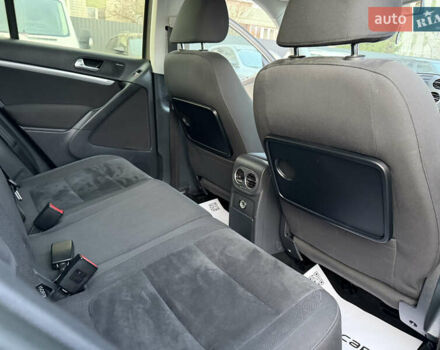 Сірий Фольксваген Тігуан, об'ємом двигуна 1.97 л та пробігом 145 тис. км за 12999 $, фото 18 на Automoto.ua