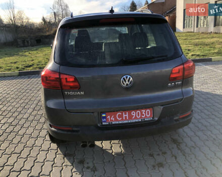 Серый Фольксваген Тигуан, объемом двигателя 2 л и пробегом 190 тыс. км за 9900 $, фото 6 на Automoto.ua
