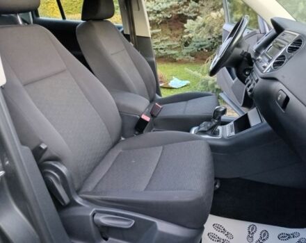 Серый Фольксваген Тигуан, объемом двигателя 2 л и пробегом 160 тыс. км за 8899 $, фото 8 на Automoto.ua